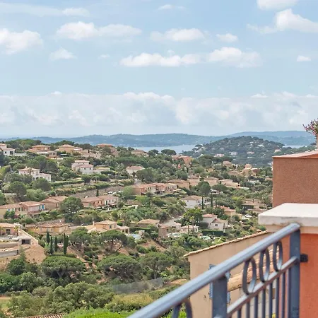 Appartement Les Cigales - Terrasse, Golf & Piscine Sainte-Maxime