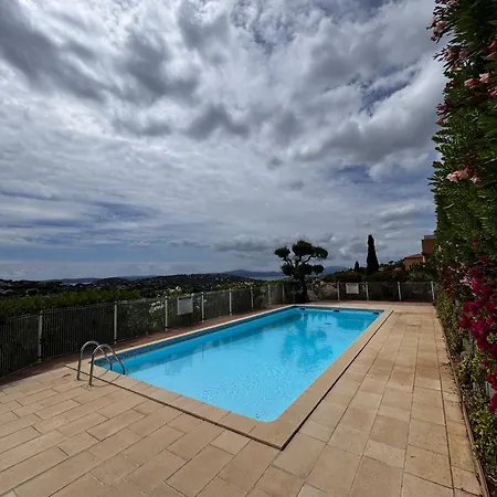 Les Cigales - Terrasse, Golf & Piscine Appartement Sainte-Maxime